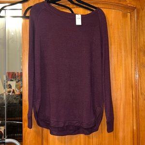 Gap size M maroon crew neck sweater, NWT never been worn